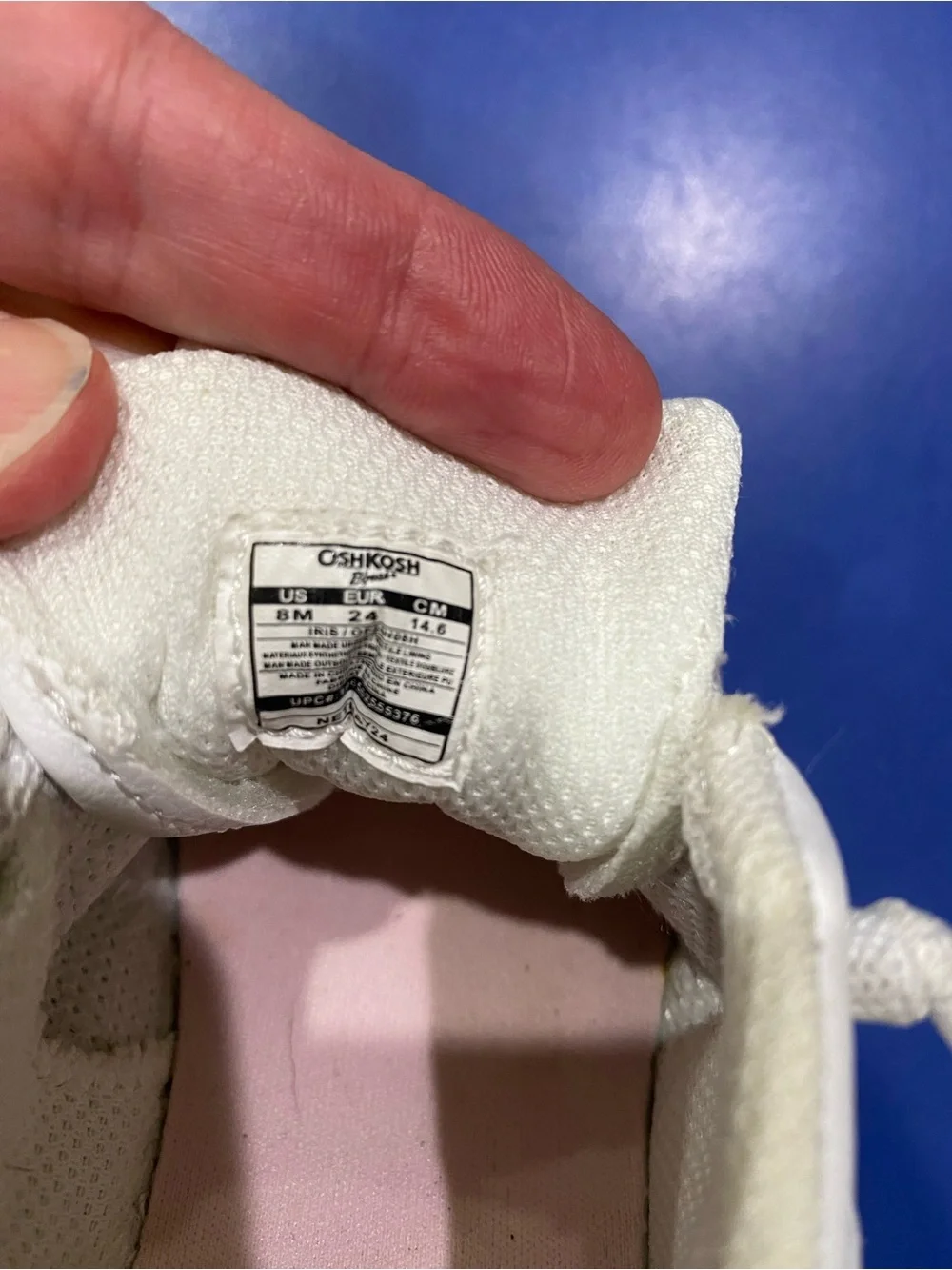 OshKosh B'gosh White Sneakers with Light Pink Soles
